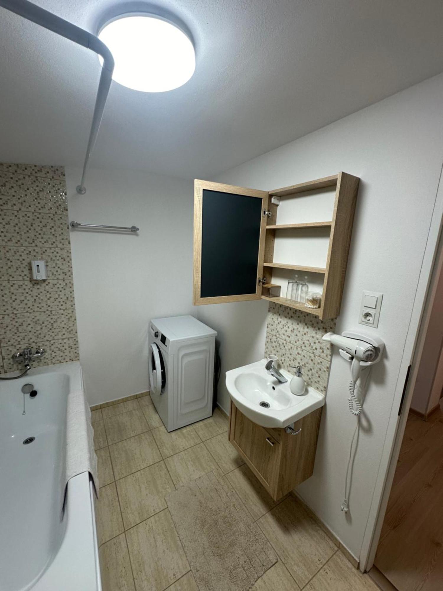 Jokai Apartments Nr7, Code Entry Sfântu-Gheorghe Kültér fotó